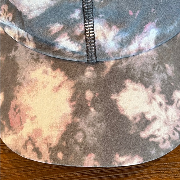 NWOT Lululemon Baller Hat Gray and pink Cap - Picture 6 of 10